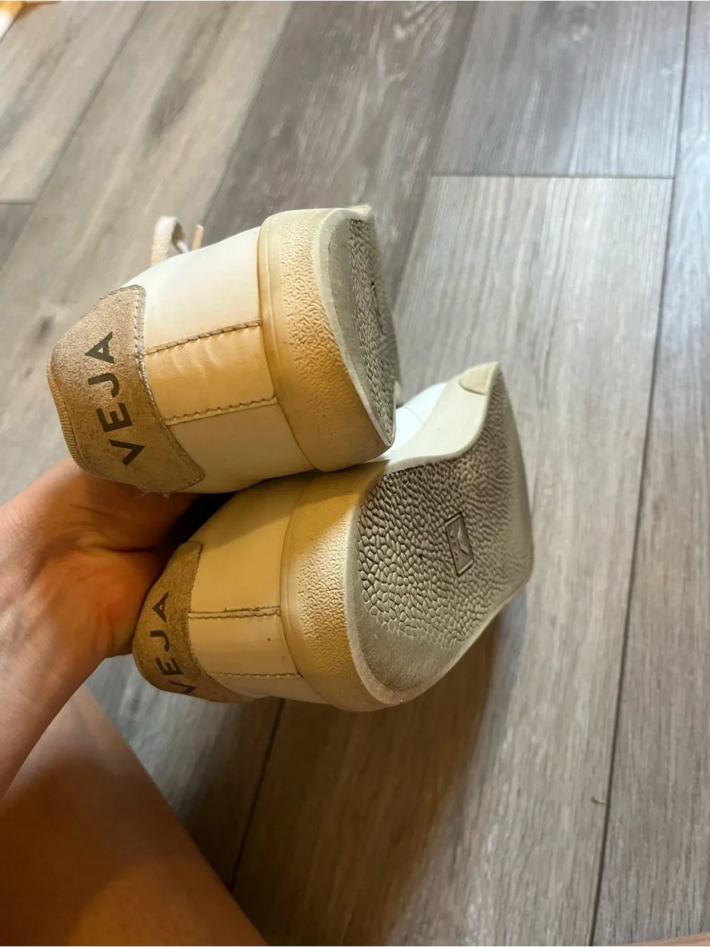 Veja Esplar White Leather Sneaker size 39 / W 8